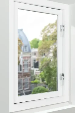 AXA Raamsluiting design met nok links aluminium