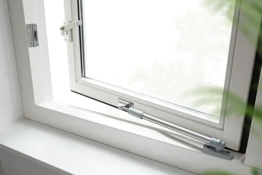 AXA Raamsluiting met slot SKG 1-ster rechts aluminium