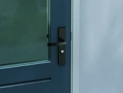 AXA veiligheidsbeslag Edge achterdeur zwart langschild met SKG 3-sterren 92 mm