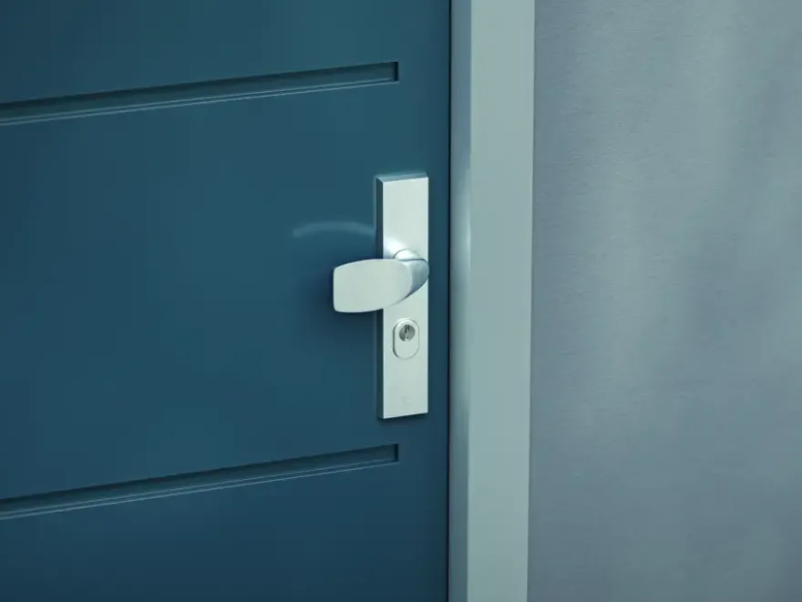 AXA veiligheidsbeslag Edge voordeur aluminium langschild met SKG 3-sterren 72 mm