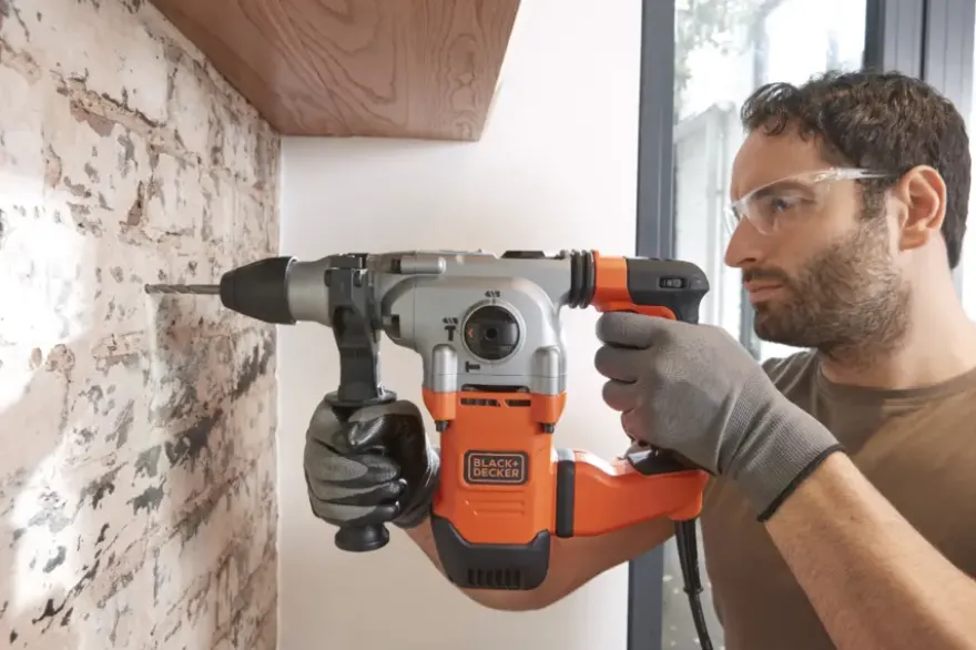 BLACK+DECKER Boorhamer BEHS03K-QS