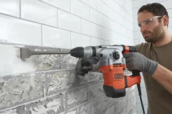 BLACK+DECKER Boorhamer BEHS03K-QS