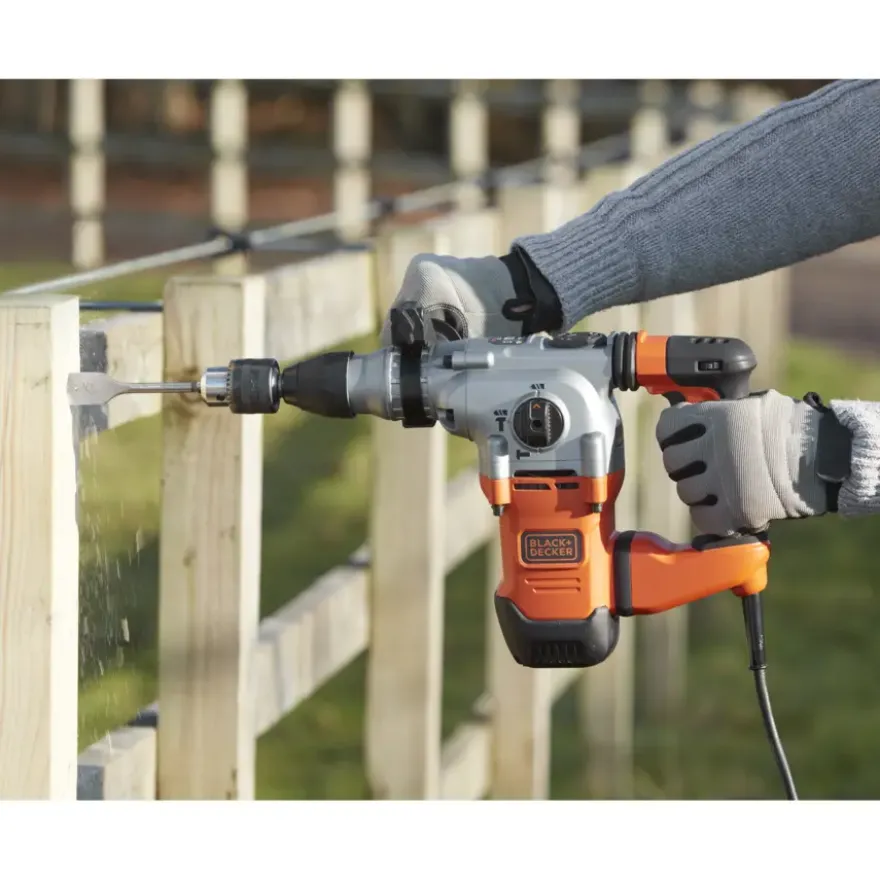 BLACK+DECKER Boorhamer BEHS03K-QS