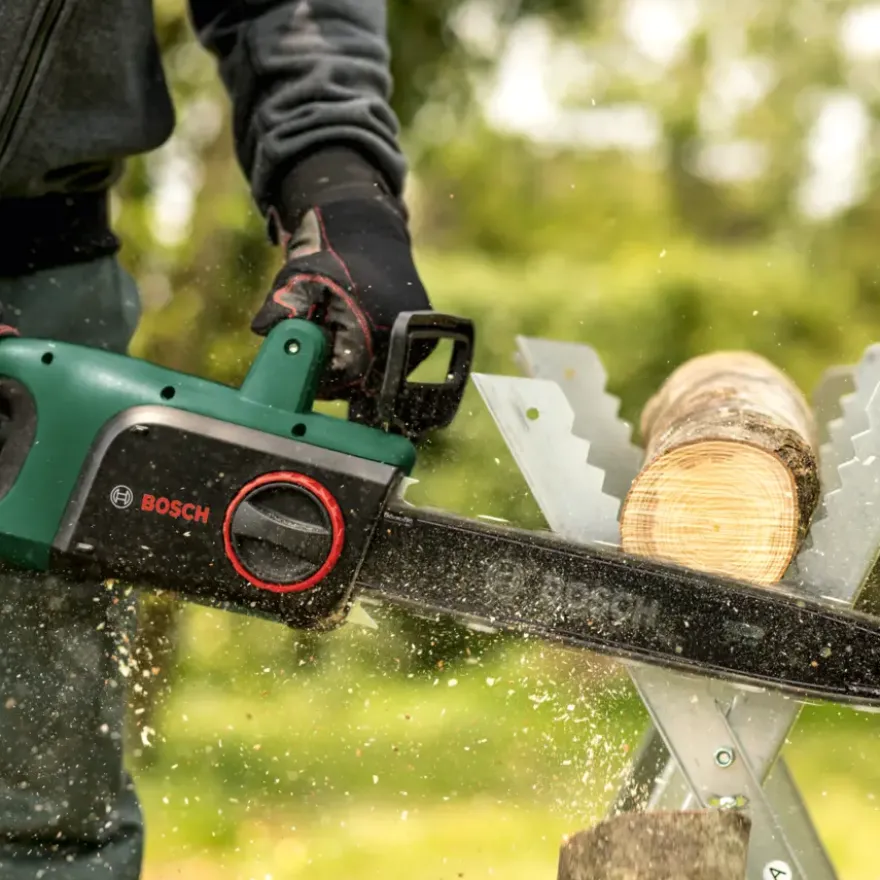 Bosch kettingzaag UniversalChain 35 incl. tweede ketting