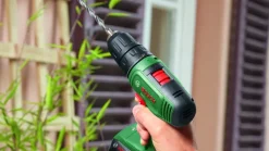 Bosch 18V accuboormachine EasyDrill Systeembox met 241 accessoires (incl. 2 accu's 1.5Ah + lader)