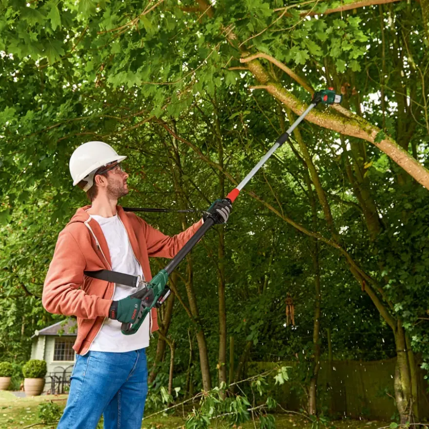 Bosch 18V hoogsnoeier UniversalChainPole (incl. 2.5Ah accu + lader)