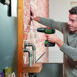 Bosch 18V klopboormachine UniversalImpact (Incl. 2 accu's 1.5Ah + lader)