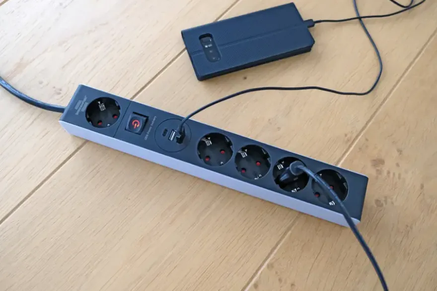 Brennenstuhl stekkerdoos 5-voudig met 2 USB-A en 1 USB-C poort
