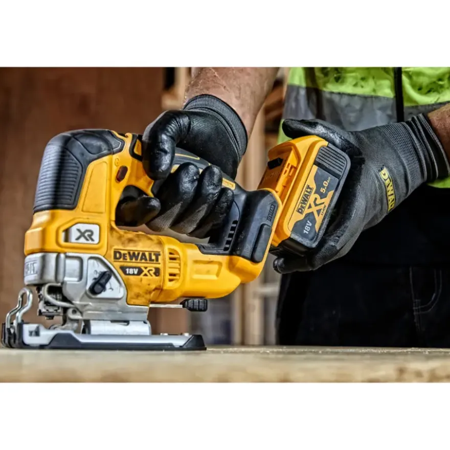 DeWalt 18V XR decoupeeerzaag brushless DCS334N-XJ (zonder accu)