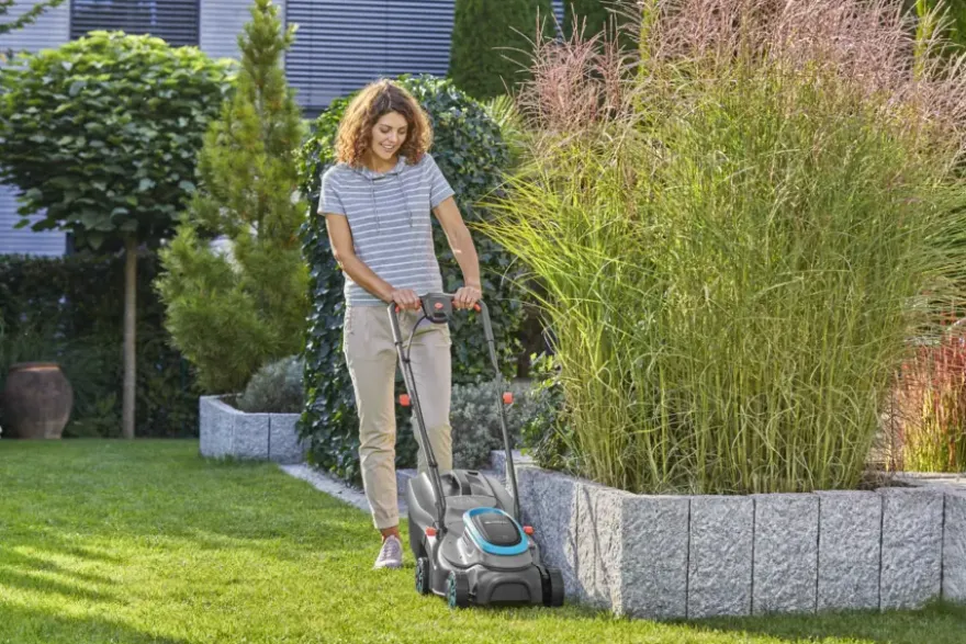 Gardena 18V grasmaaier Powermax P4A 32cm (P4A) incl. 4.0Ah accu + lader