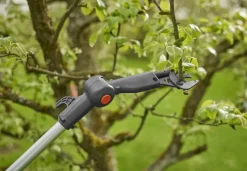 Gardena 18V telescopische takkenschaar 3,6m (P4A) Incl. 2.0Ah accu + lader