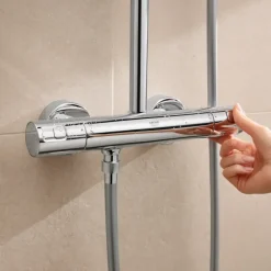 Grohe Douchesysteem Vitalio Comfort 250 met thermostaatkraan, Max. 8,0L/M Bij 3 Bar - Chroom - hartafstand kraan 15 cm