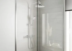 Hansgrohe regendoucheset Vernis Blend 200 met handdouche en thermostaatkraan 2 standen zwart - hartafstand kraan 15 cm