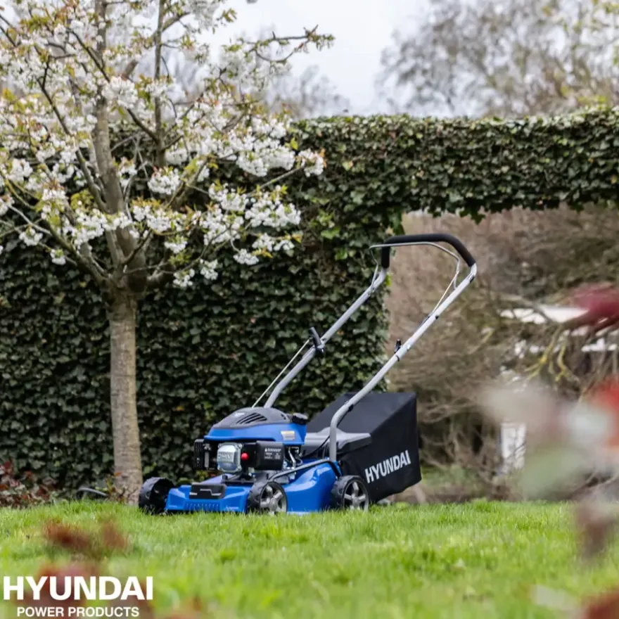 Hyundai benzine grasmaaier 40cm 79,8cc