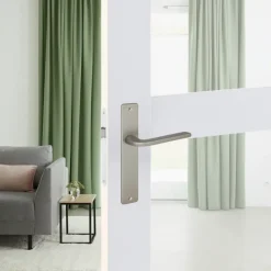 Karwei deurkruk set Enzo recht blind schild RVS look aluminium