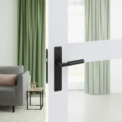 Karwei deurkruk set Stefano recht blind schild zwart aluminium