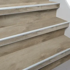 Kleurstaal Firststep Laminaat Grijs Eiken