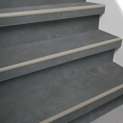 Kleurstaal Firststep Traprenovatie Laminaat Steen Antraciet