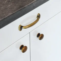 Knop Hilde messing antiek 32mm