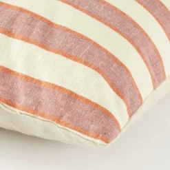 Kussen streep roze - l55xb35xh10cm