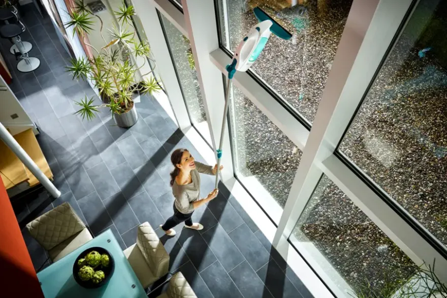 Leifheit Dry & Clean raamwisser met zuig- en click system