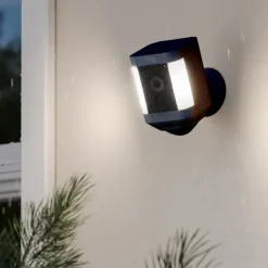 Ring Spotlight Camera Plus Battery Zwart