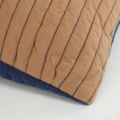 Sierkussen donker bruin patchwork - l55xb35xh10cm
