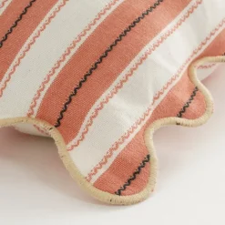 Sierkussen strepen oranje - l55xb35xh10cm