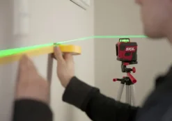 SKIL kruislijnlaser / rotatielaser 360° groen 30m 1961DA Li-ion – incl. USB oplaadkabel en statief