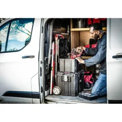 SKIL Middelgrote stapelbare gereedschapskoffer met universele insert