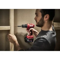 SKIL 20V accuboormachine 3011HB brushless 55Nm (incl. 2 stuks 2,0Ah accu + lader)