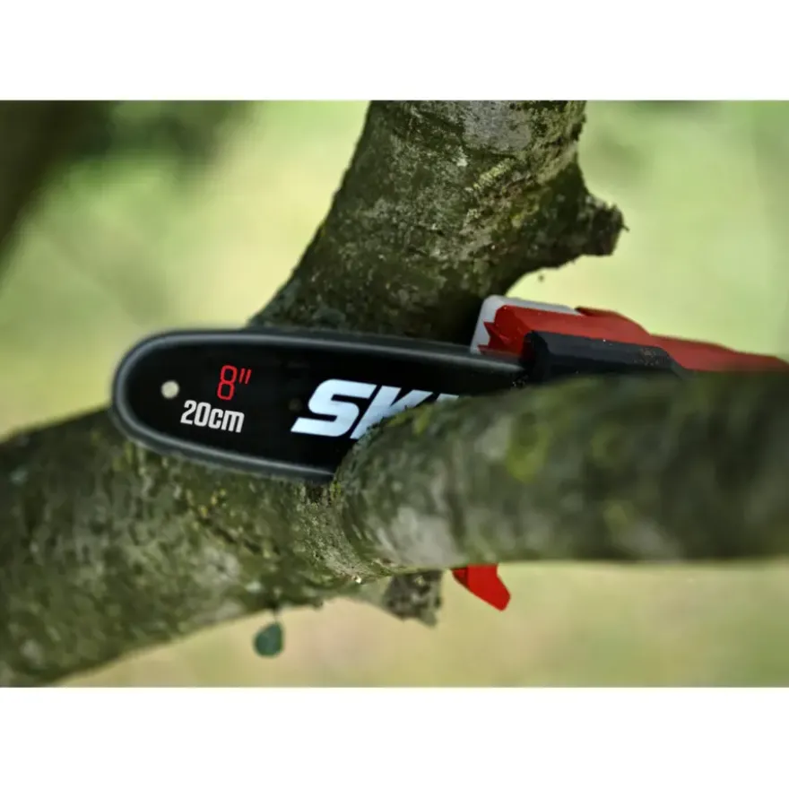 SKIL 20V telescopische kettingzaag 20cm 0650CA (zonder accu)