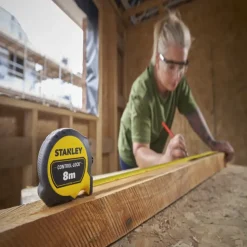 Stanley rolbandmaat Control-Lock 8 meter