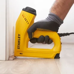 Stanley elektrische tacker TRE550
